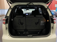 TOYOTA ESTIMA HYBRID 2016