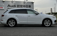 AUDI Q7 2016