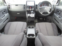 MITSUBISHI DELICA D:5 2016