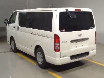 TOYOTA HIACE VAN 2013
