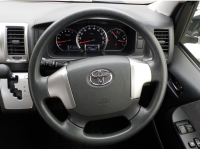 TOYOTA HIACE WAGON 2015