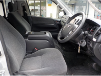 TOYOTA HIACE WAGON 2015