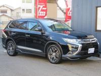 MITSUBISHI OUT LANDER 2017