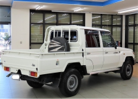 TOYOTA LAND CRUISER 70 2015