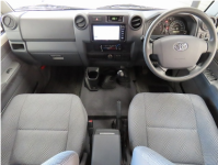 TOYOTA LAND CRUISER 70 2015