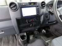 TOYOTA LAND CRUISER 70 2015