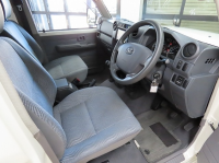 TOYOTA LAND CRUISER 70 2015