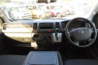 TOYOTA HIACE 2015