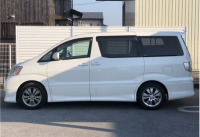 TOYOTA ALPHARD 2004