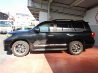 TOYOTA LAND CRUISER 2015