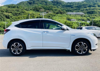 HONDA VEZEL 2015