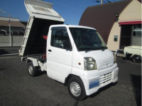 MITSUBISHI MINICAB TRUCK 2000