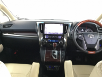 TOYOTA ALPHARD 2017