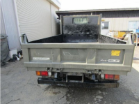 ISUZU ELF TRUCK 2011