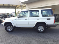 TOYOTA LAND CRUISER 2015