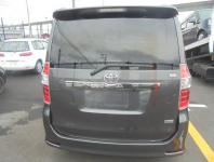 TOYOTA NOAH 2008