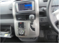 TOYOTA NOAH 2008