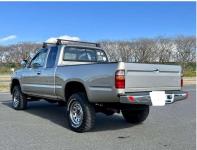 TOYOTA HILUX 2003