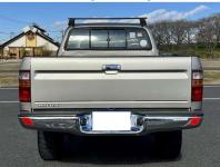 TOYOTA HILUX 2003