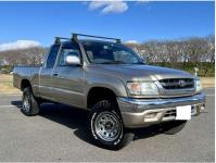 TOYOTA HILUX 2003