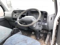 MITSUBISHI CANTER 2001