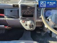 MITSUBISHI CANTER 2003