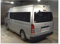 TOYOTA HIACE COMMUTER 2009