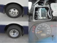 MITSUBISHI ROSA 2003