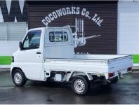 MITSUBISHI MINICAB 2007