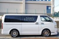 TOYOTA HIACE VAN 2011