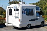 MITSUBISHI DELICA 1995