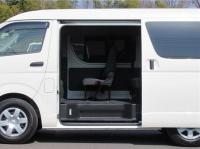 TOYOTA HIACE 2019