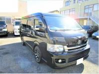 TOYOTA HIACE VAN 2009