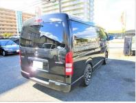 TOYOTA HIACE VAN 2009