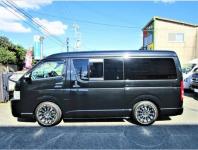 TOYOTA HIACE VAN 2009