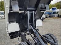 MITSUBISHI CANTER TRUCK 2005