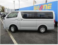 TOYOTA HIACE 2017