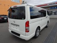 TOYOTA HIACE 2017