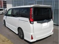 TOYOTA NOAH 2017