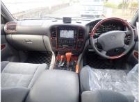 TOYOTA LAND CRUISER 100 2001