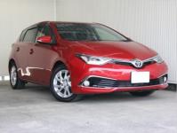 Used TOYOTA AURIS