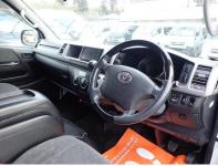 TOYOTA HIACE VAN 2011