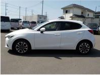 MAZDA DEMIO 2015
