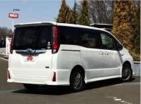 TOYOTA NOAH 2016