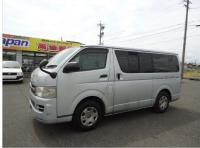 TOYOTA HIACE 2009