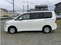 TOYOTA NOAH 2008