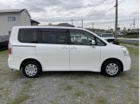 TOYOTA NOAH 2008
