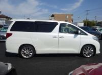 TOYOTA ALPHARD 2013