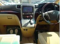 TOYOTA ALPHARD 2013