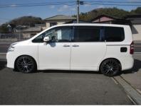 TOYOTA NOAH 2012